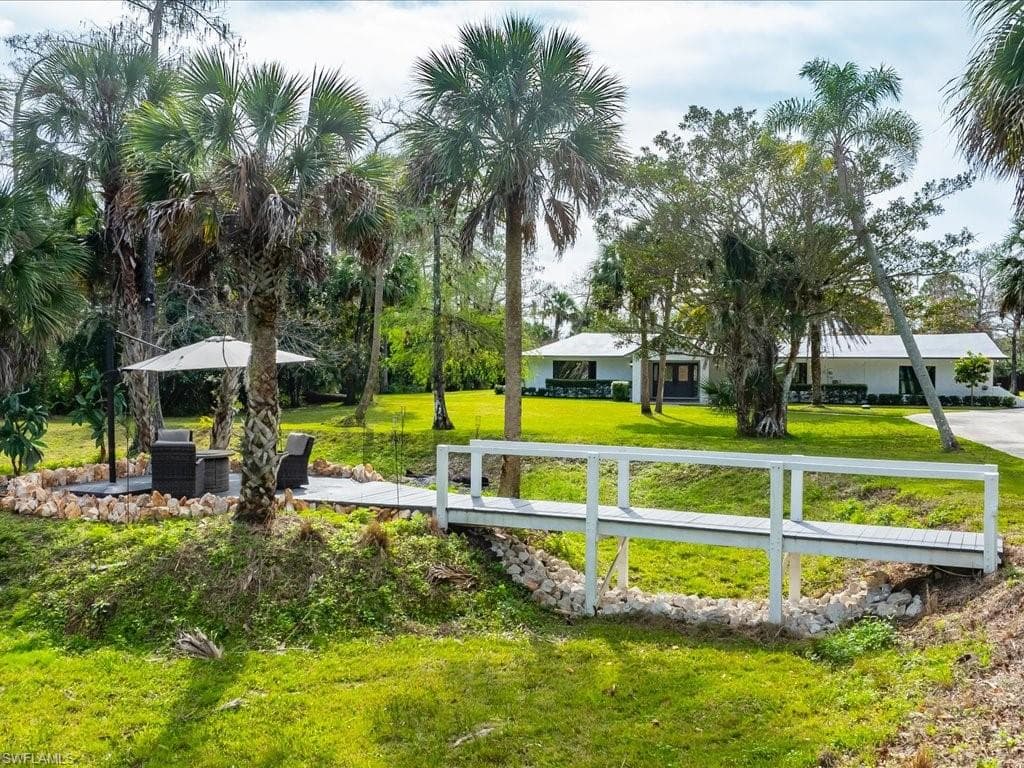 2550 16th AVE NE NAPLES, FL 34120