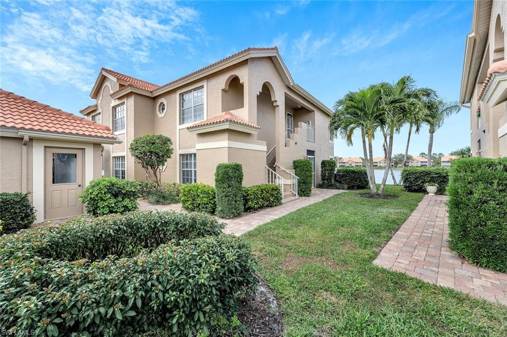 13932 Southampton DR 3802 BONITA SPRINGS, FL 34135