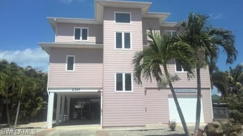 2347 Sycamore ST ST. JAMES CITY, FL 33956