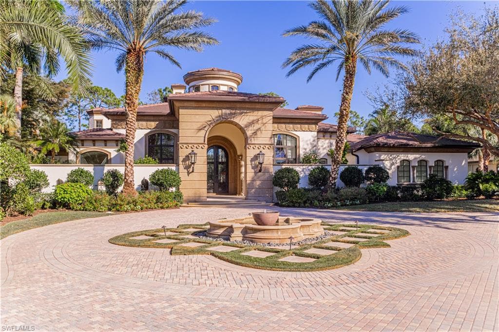 3142 Dahlia WAY NAPLES, FL 34105