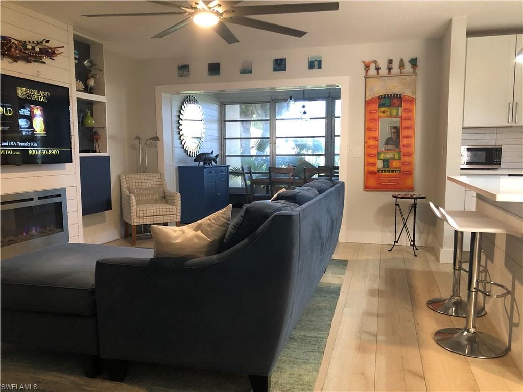 4171 Lakewood BLVD E-25 NAPLES, FL 34112