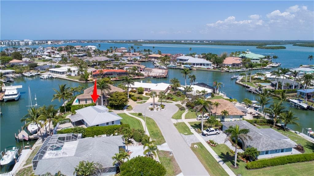 920 Heron CT MARCO ISLAND, FL 34145