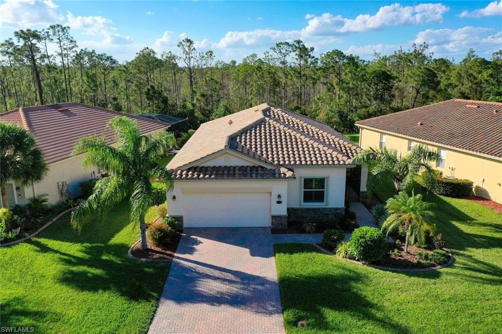 21716 Belvedere LN ESTERO, FL 33928