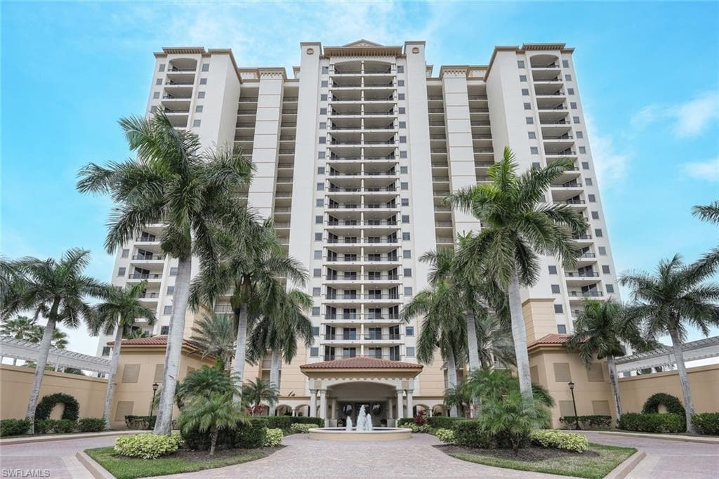 1065 Borghese LN 2105 NAPLES, FL 34114