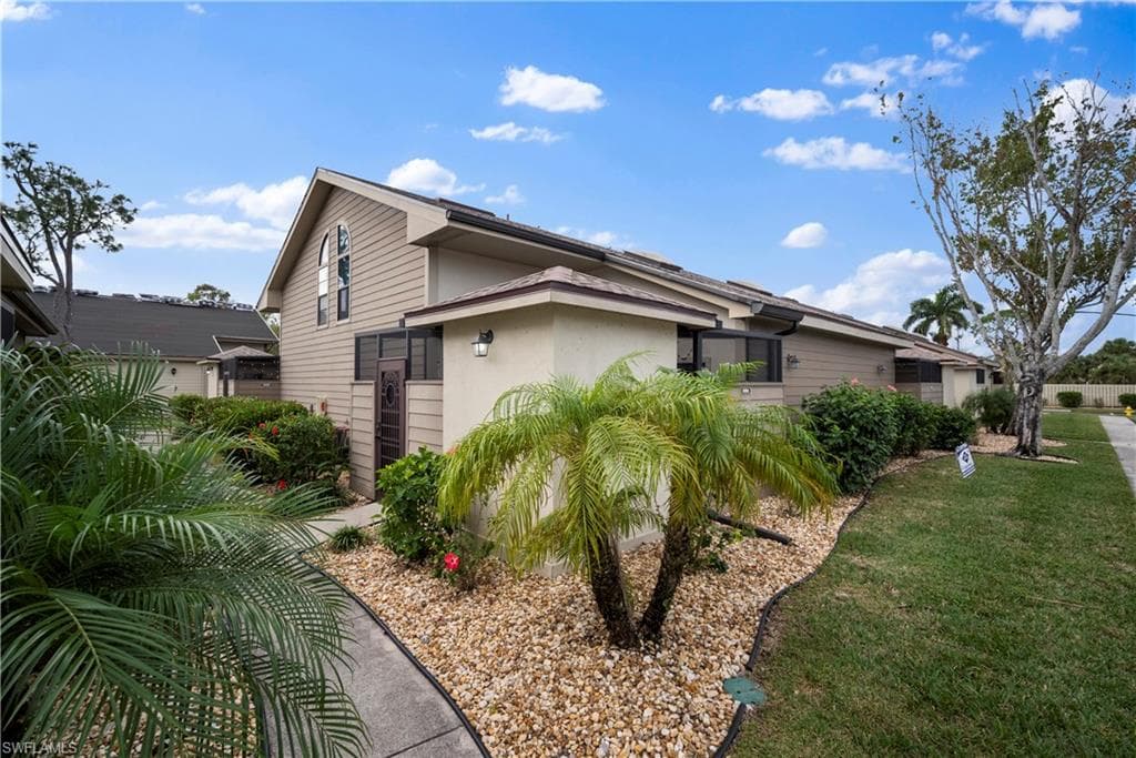 8391 Haven LN FORT MYERS, FL 33919