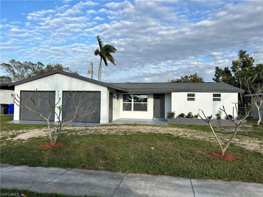 4271 Lagg AVE FORT MYERS, FL 33901