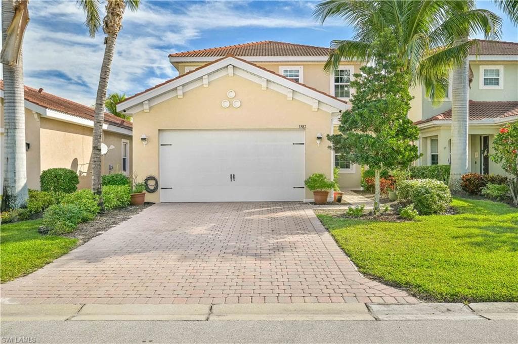3587 Brittons CT FORT MYERS, FL 33916
