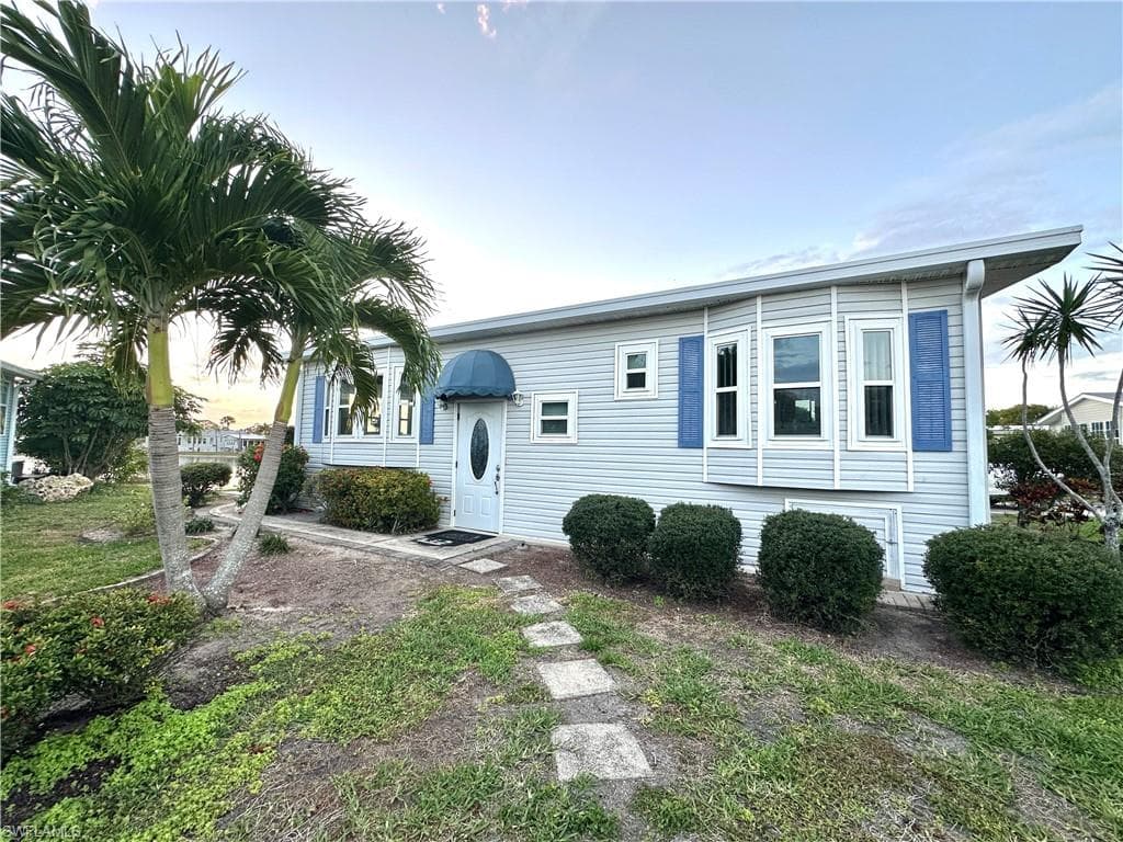 4591 Lincoln LN E ESTERO, FL 33928