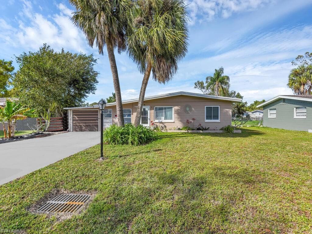 1191 Biscayne DR CAPE CORAL, FL 33909
