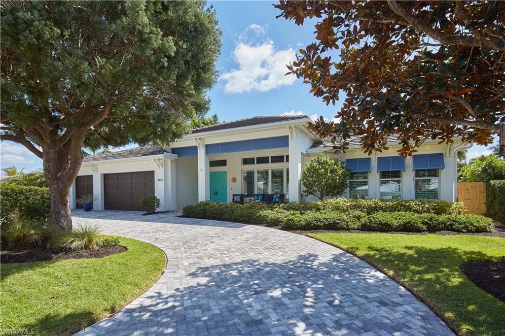 4022 Old Trail WAY NAPLES, FL 34103