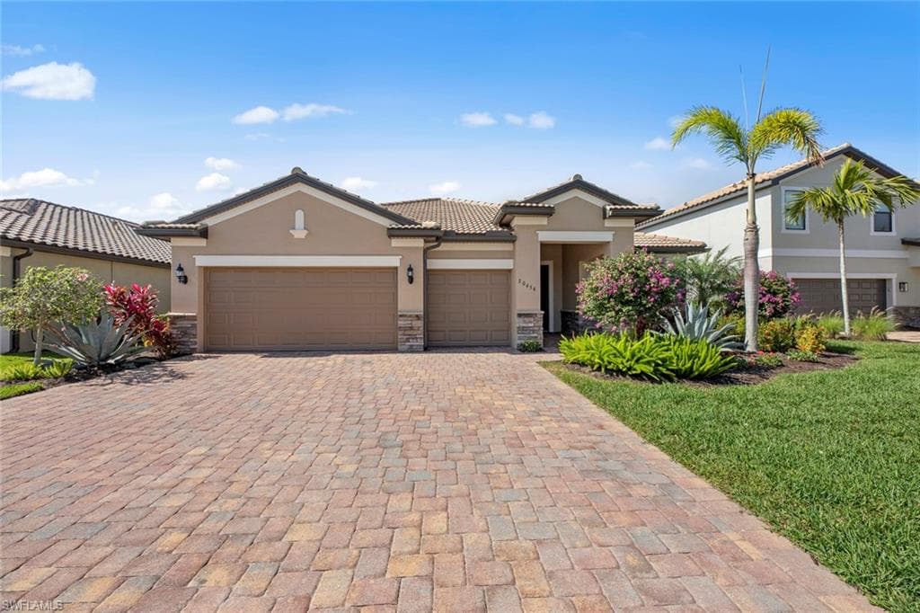 20454 Black Tree LN ESTERO, FL 33928