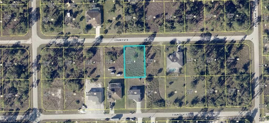 1242 Count ST E LEHIGH ACRES, FL 33974