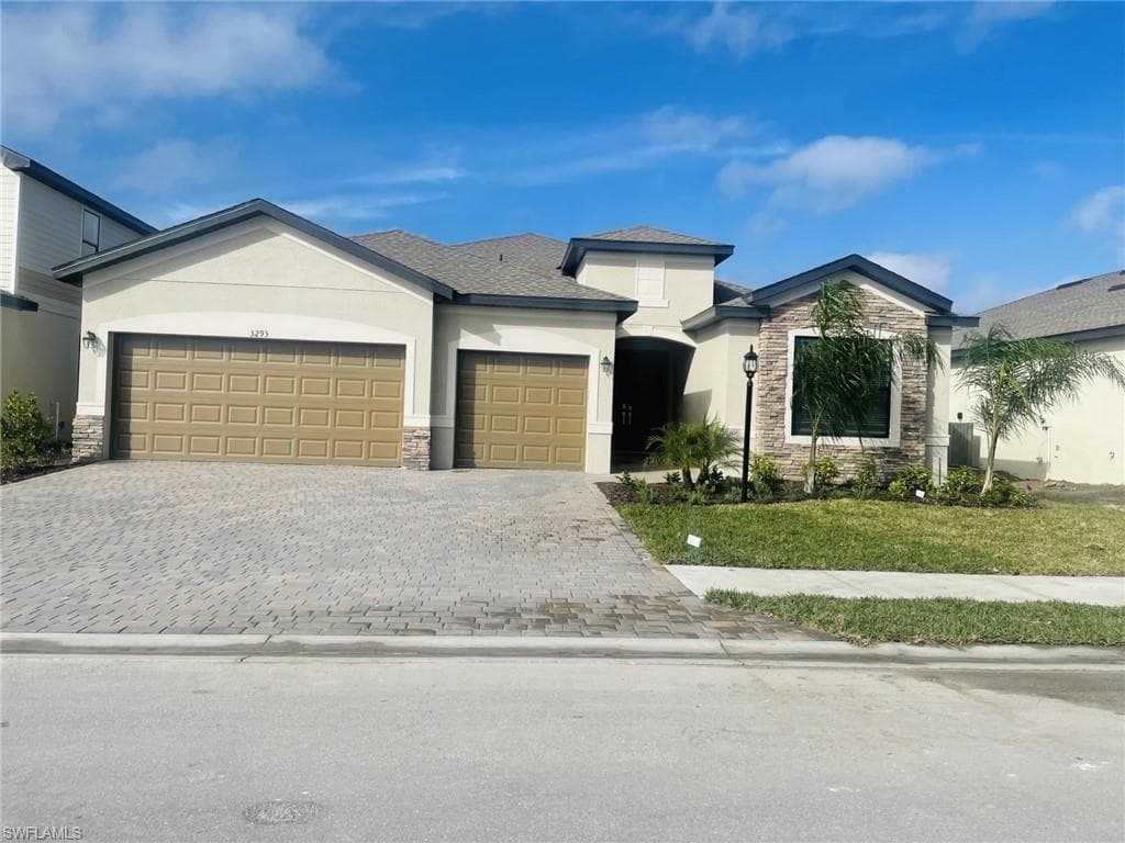 3293 Altimira DR FORT MYERS, FL 33905
