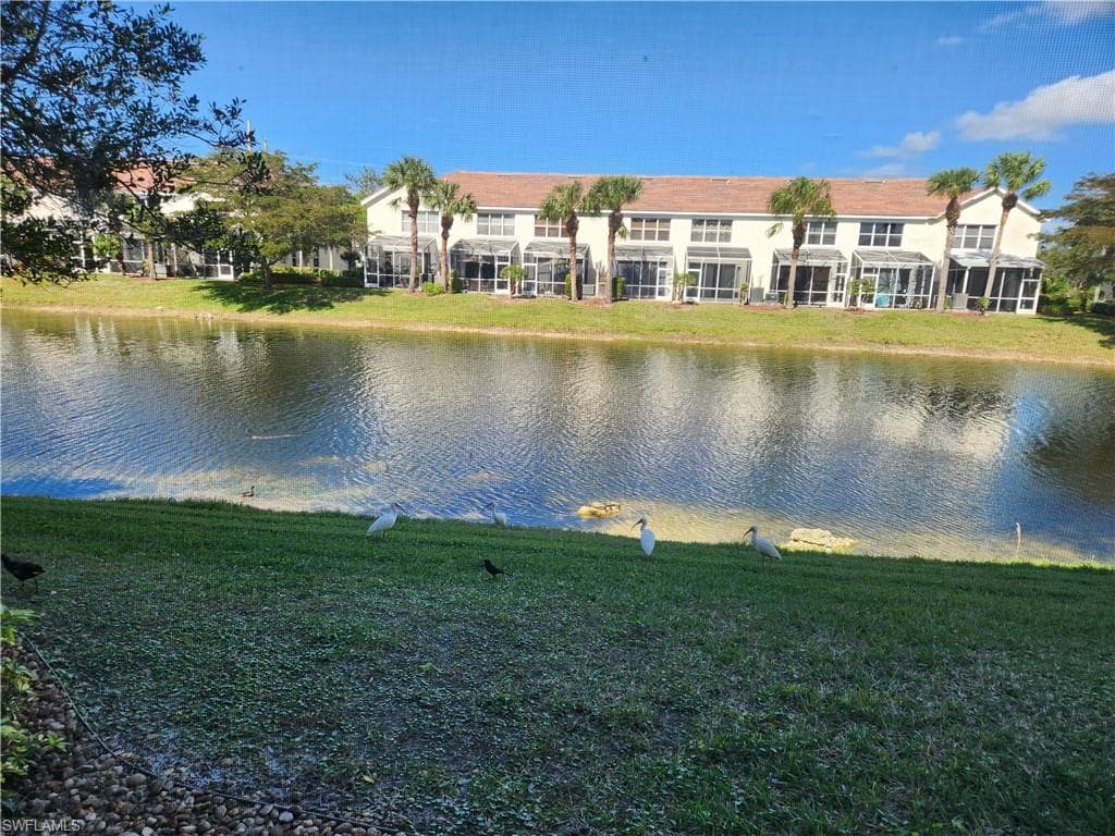 1400 Tiffany LN 2403 NAPLES, FL 34105