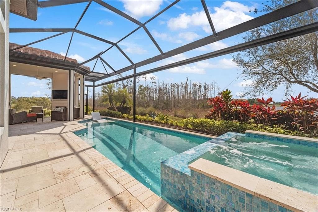 8837 Savona CT NAPLES, FL 34119