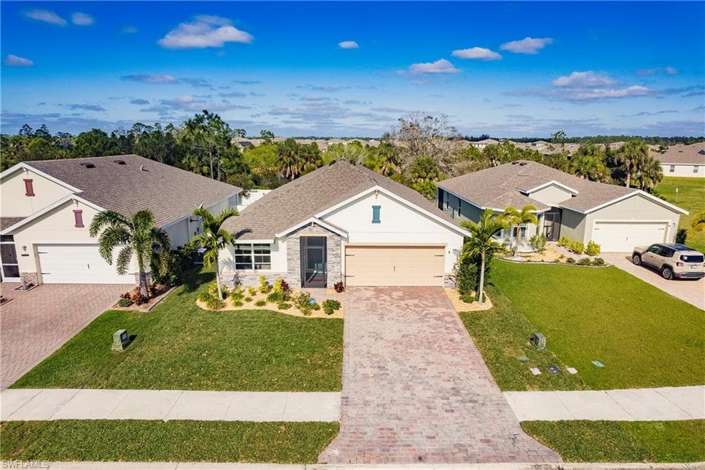 3156 Cozumel CT CAPE CORAL, FL 33909