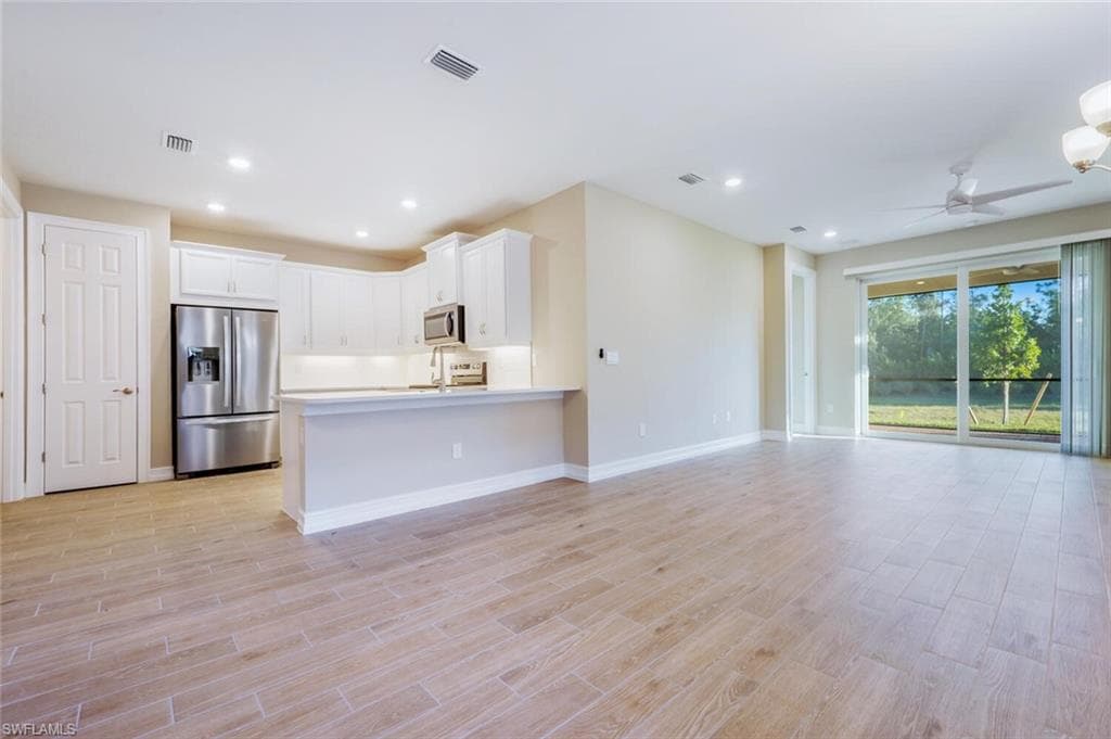 1082 ENBROOK LOOP NAPLES, FL 34114