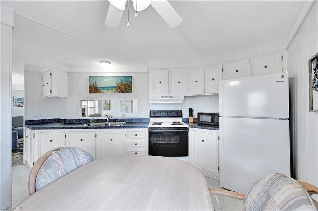 776 Roses LN NORTH FORT MYERS, FL 33917