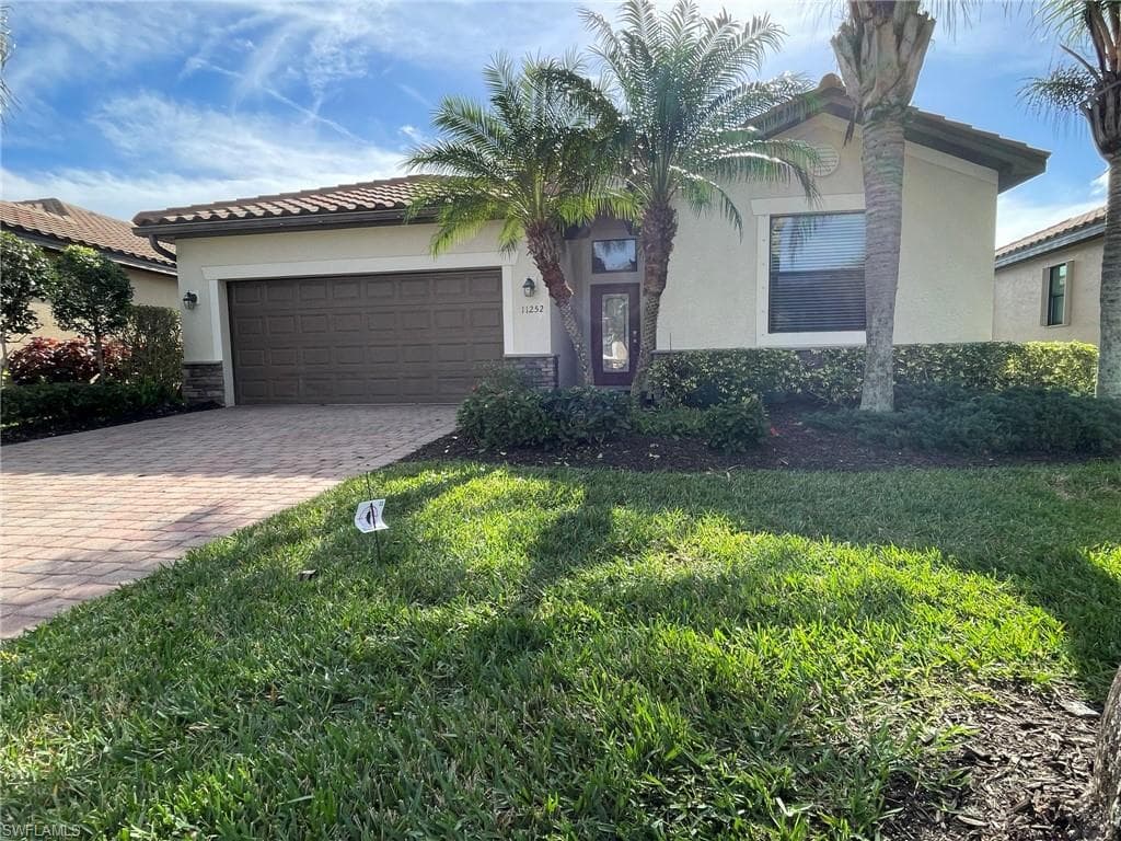 11252 Red Bluff LN FORT MYERS, FL 33912
