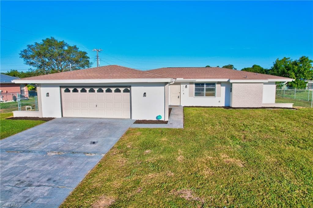 313 Inman ST LEHIGH ACRES, FL 33936