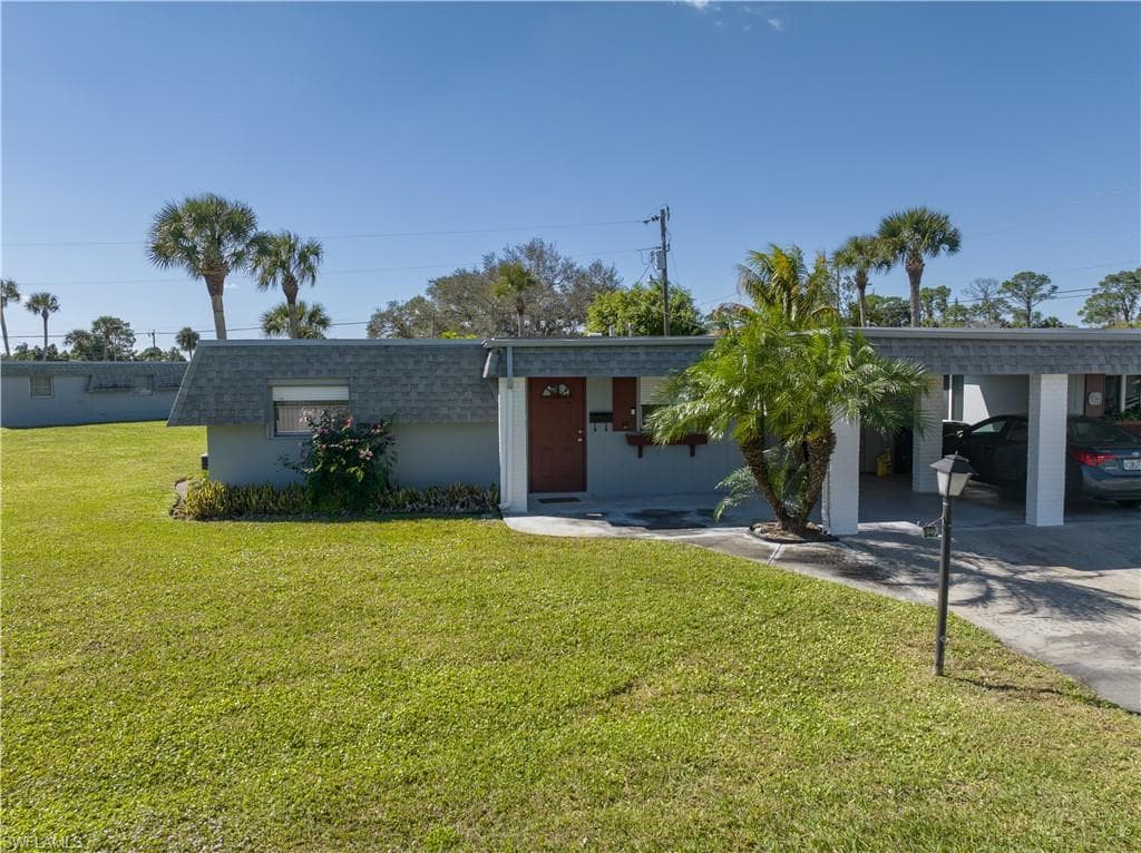342 Easton CT LEHIGH ACRES, FL 33936