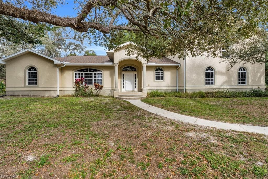 4161 Ellis RD FORT MYERS, FL 33905