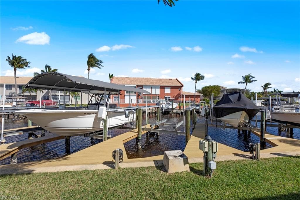 5111 Atlantic CT 208 CAPE CORAL, FL 33904