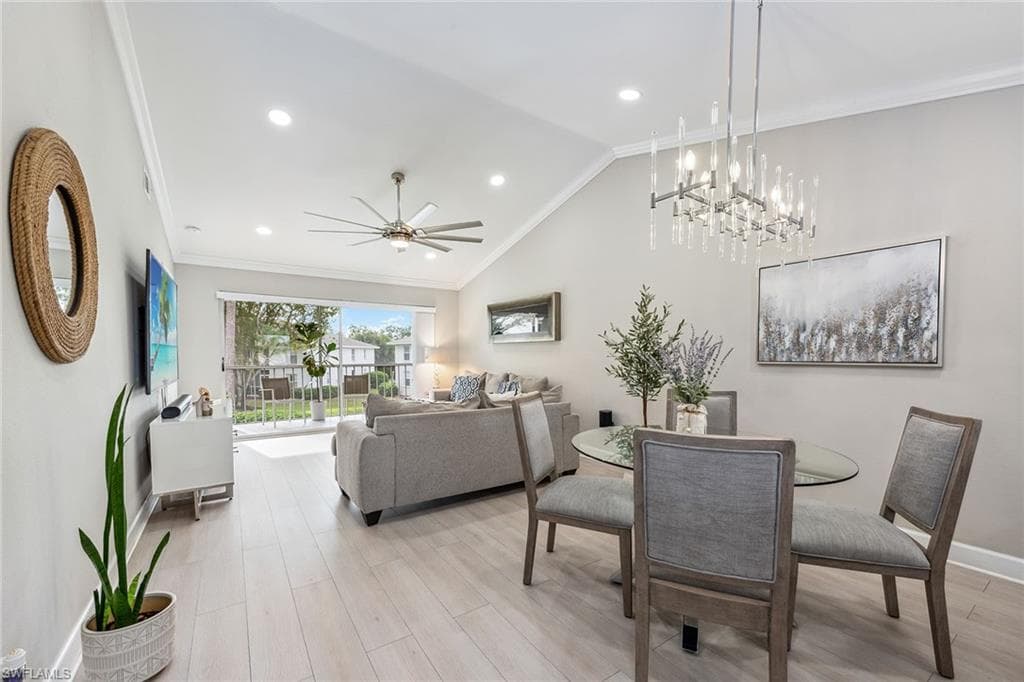 1316 Derbyshire CT B-202 NAPLES, FL 34116