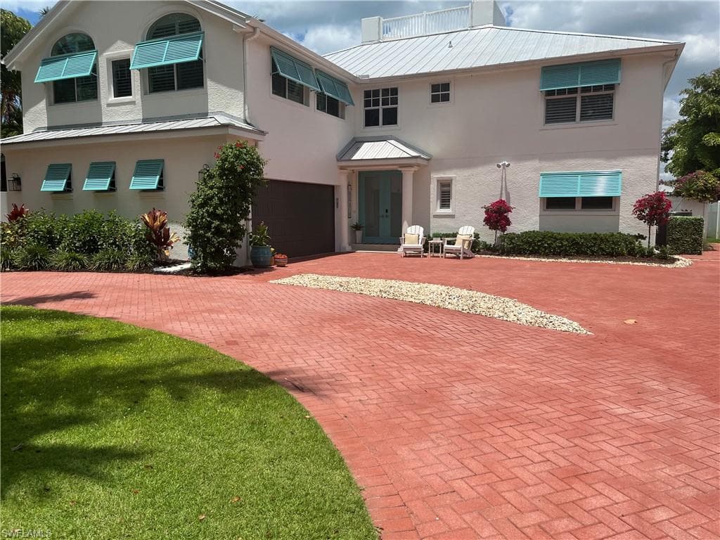 1243 12th AVE N NAPLES, FL 34102