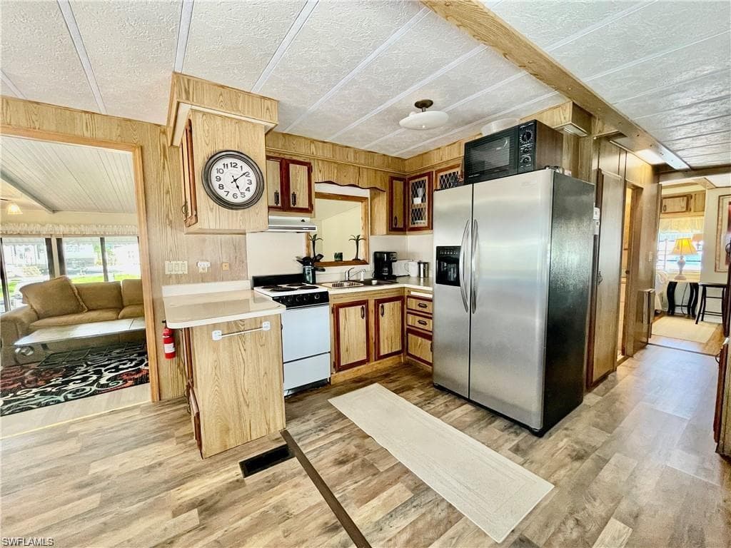 11541 Blue Warbler DR FORT MYERS, FL 33908