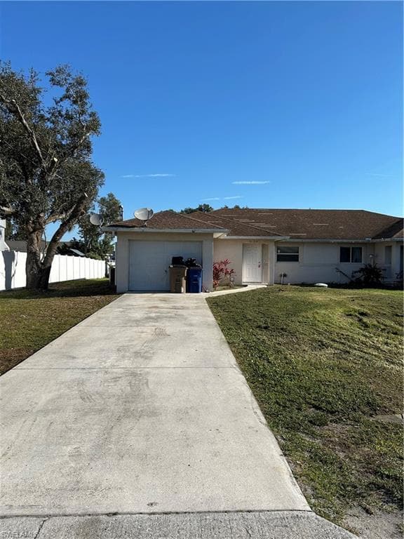 5130 26th ST SW LEHIGH ACRES, FL 33973