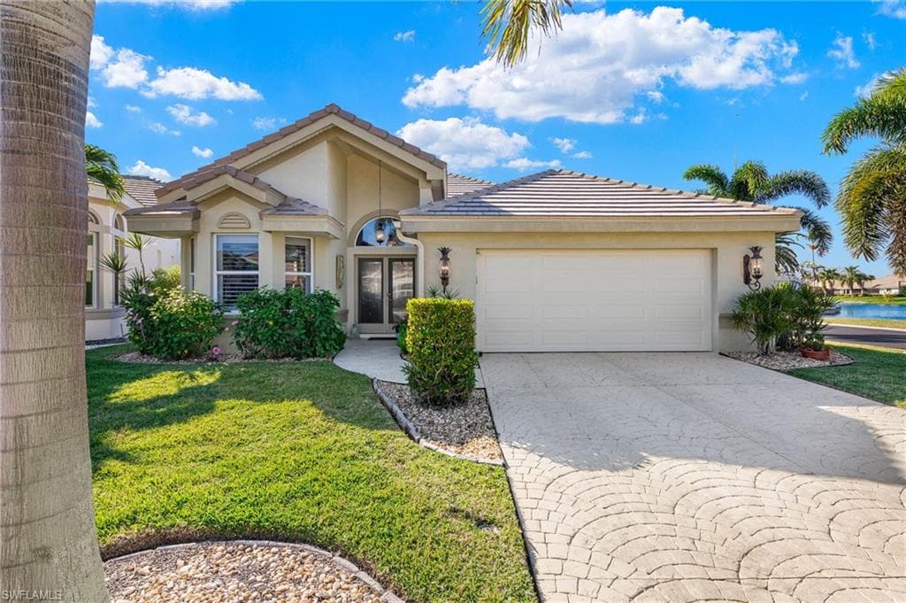 9725 Keel CT FORT MYERS, FL 33919