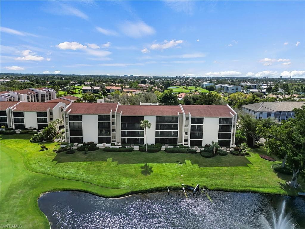 4612 Flagship DR 304 FORT MYERS, FL 33919
