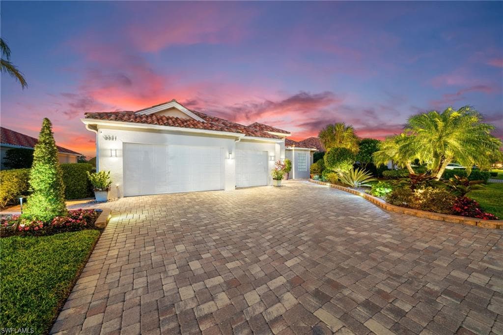 3321 Cerrito CT NAPLES, FL 34109