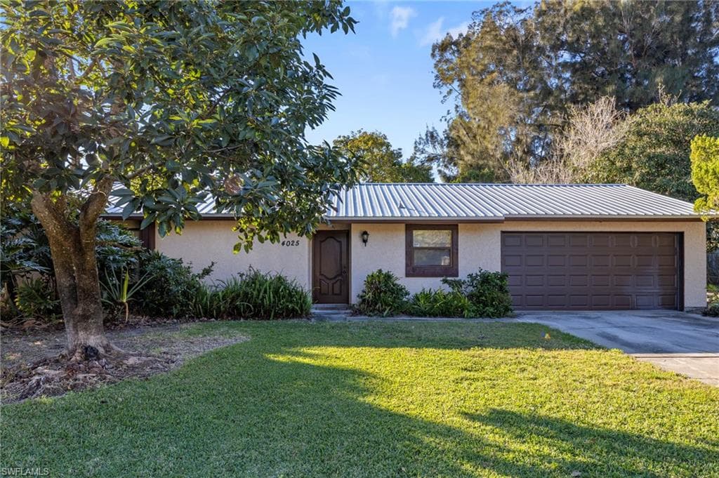 4025 W Sunflower CIR LABELLE, FL 33935