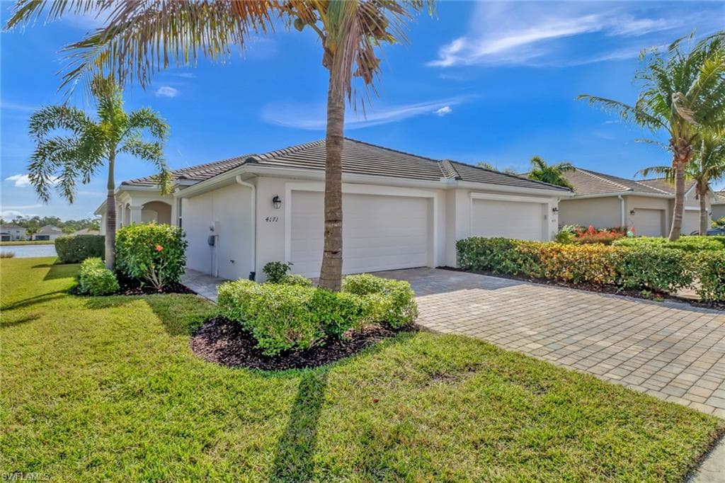 4171 Bisque LN FORT MYERS, FL 33916