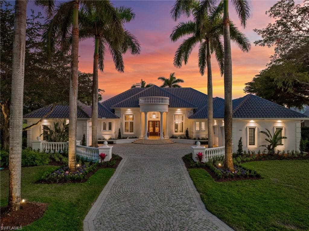 2812 Tarflower WAY NAPLES, FL 34105