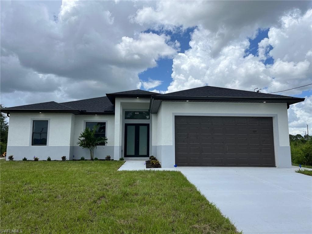 3718 33rd ST SW LEHIGH ACRES, FL 33976