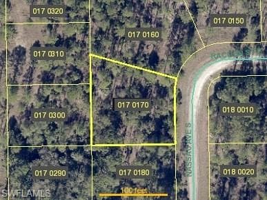 124 Nassau AVE LEHIGH ACRES, FL 33974