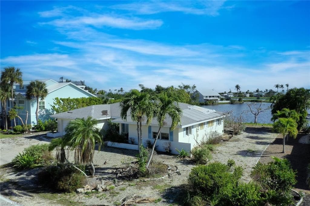 1481 Sand Castle RD SANIBEL, FL 33957