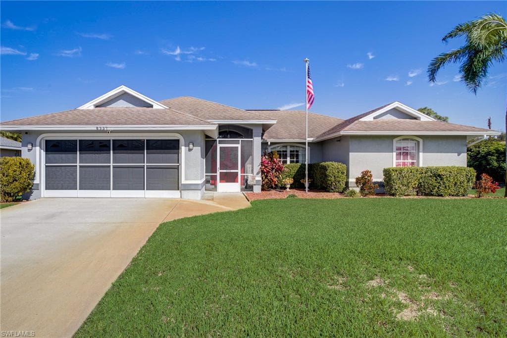 8337 Robin RD FORT MYERS, FL 33967