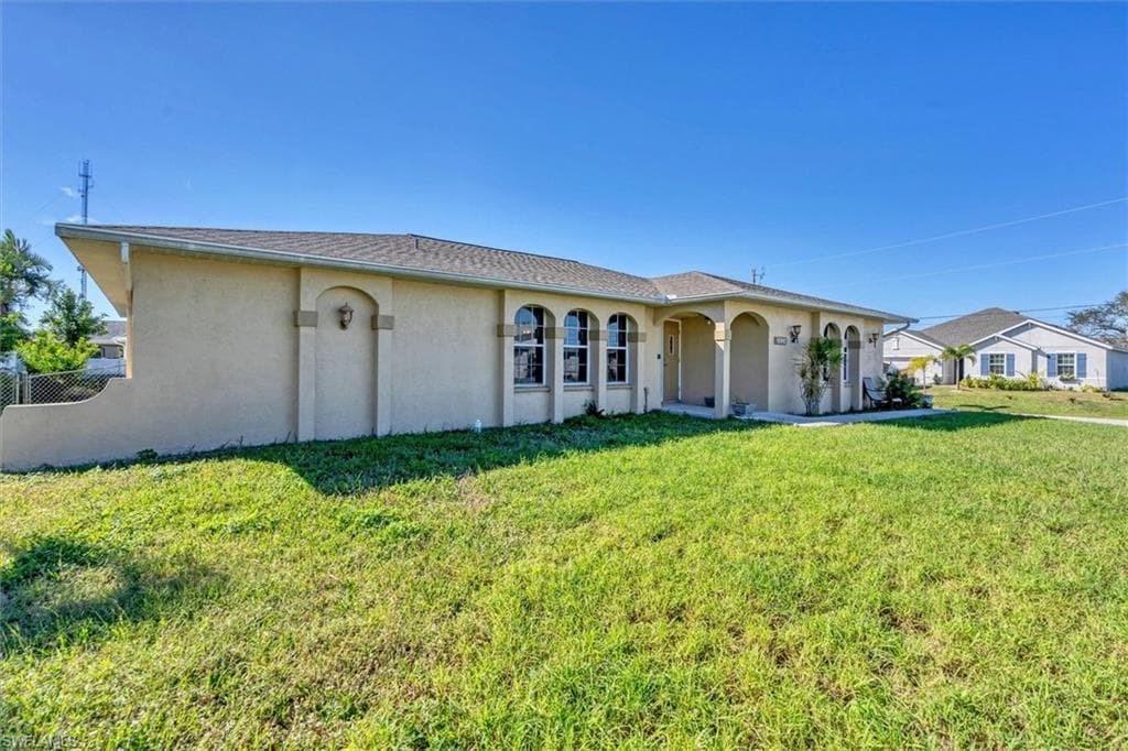 2028 SW 31st TER CAPE CORAL, FL 33914