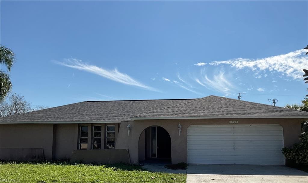 1322 Everest PKWY CAPE CORAL, FL 33904