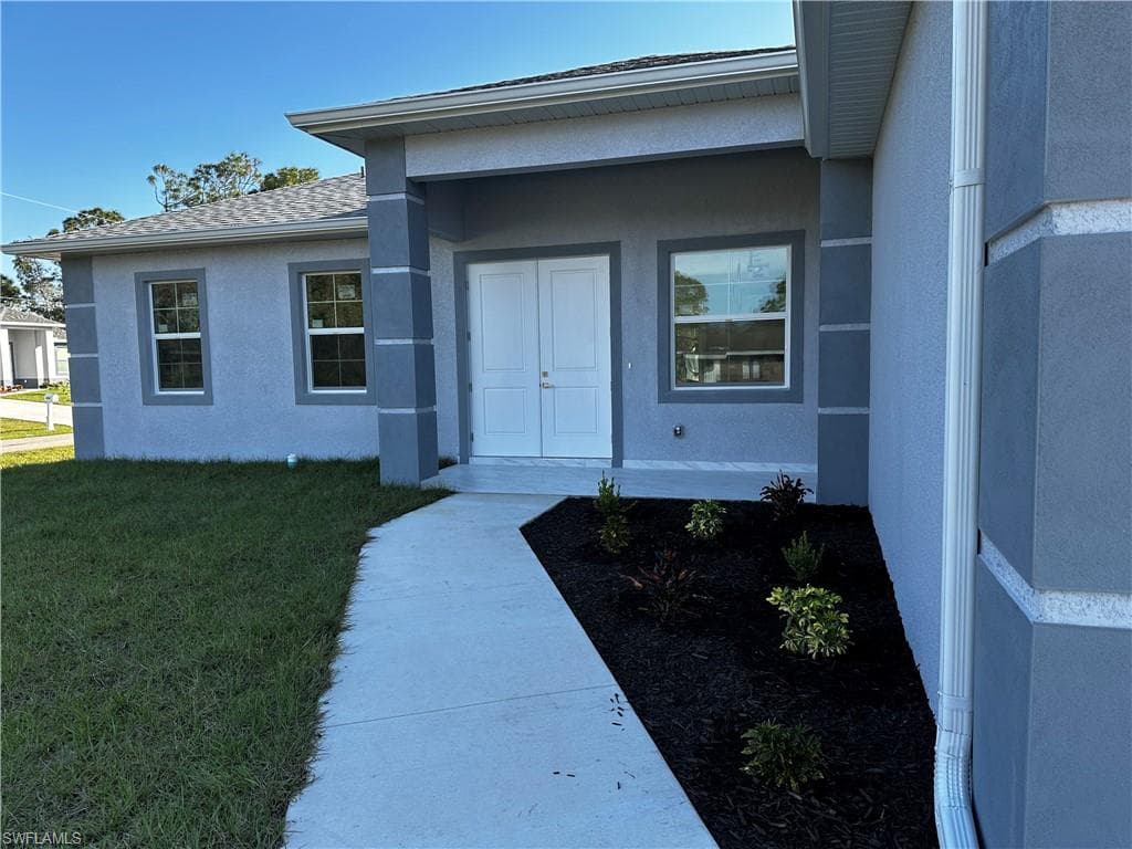 3103 43rd ST SW LEHIGH ACRES, FL 33976