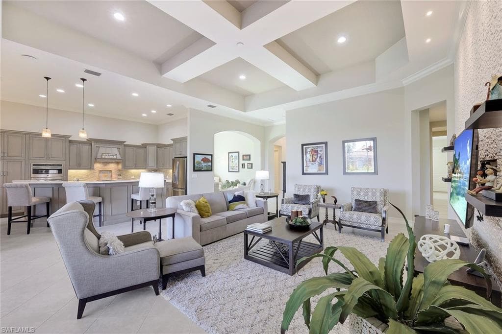 7615 Trento CIR NAPLES, FL 34113