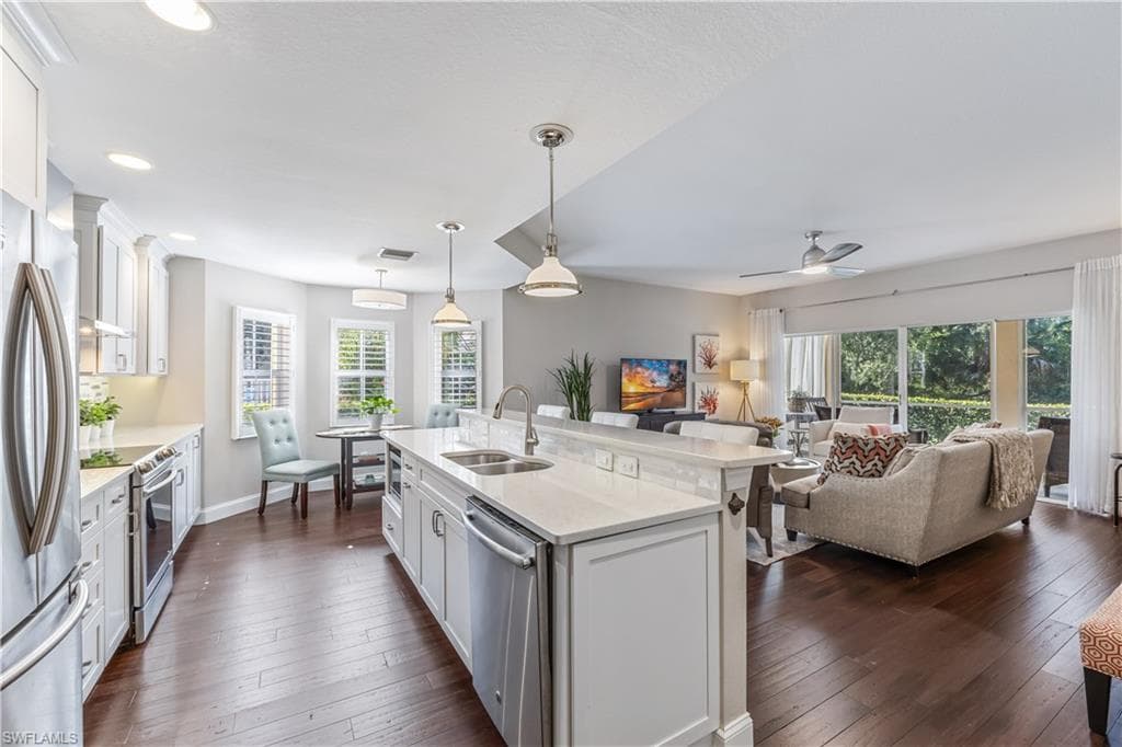 28640 Carriage Homes DR 101 BONITA SPRINGS, FL 34134
