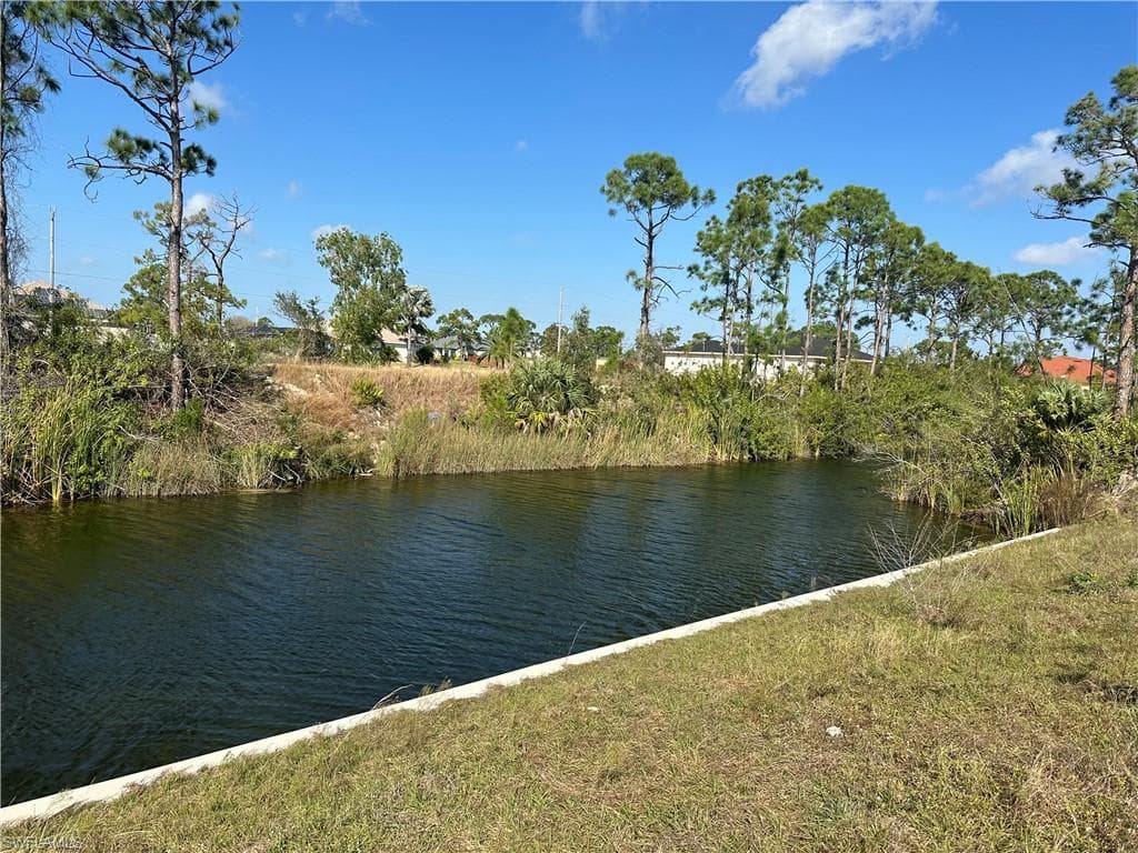 3020 NW 17th PL CAPE CORAL, FL 33993