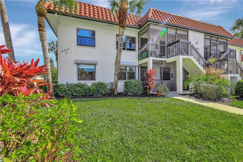 4357 27th CT SW 101 NAPLES, FL 34116