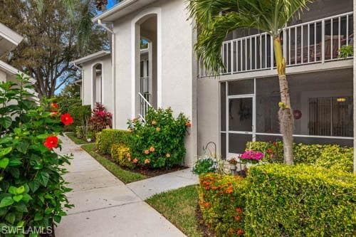 421 Country Hollow CT D103 NAPLES, FL 34104