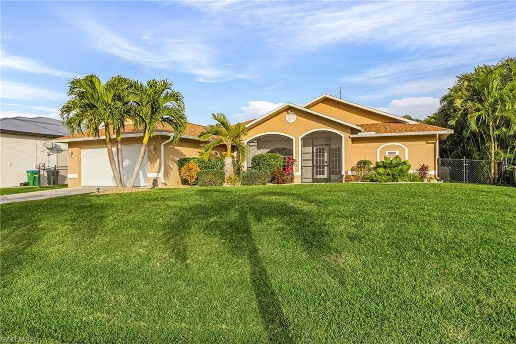 4337 25th CT CAPE CORAL, FL 33914